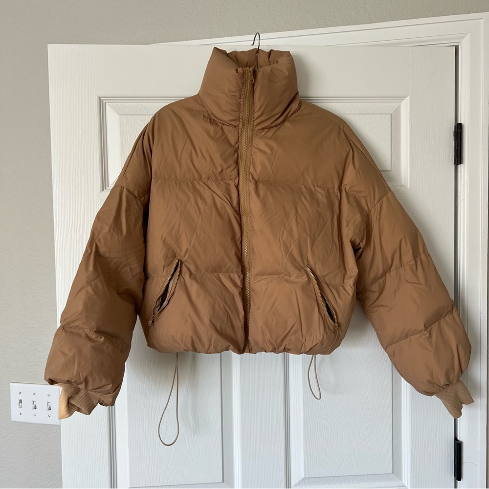 tan cropped puffer